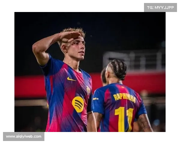 巴萨欧冠大胜全队高分费尔明独揽满分闪耀赛场助力球队豪取胜利佳