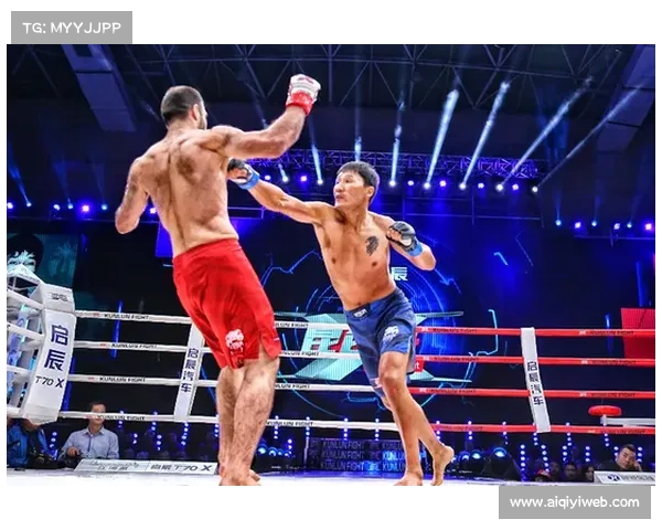 “鹿智博退役战技术分析：摔跤背景如何塑造MMA风格？”